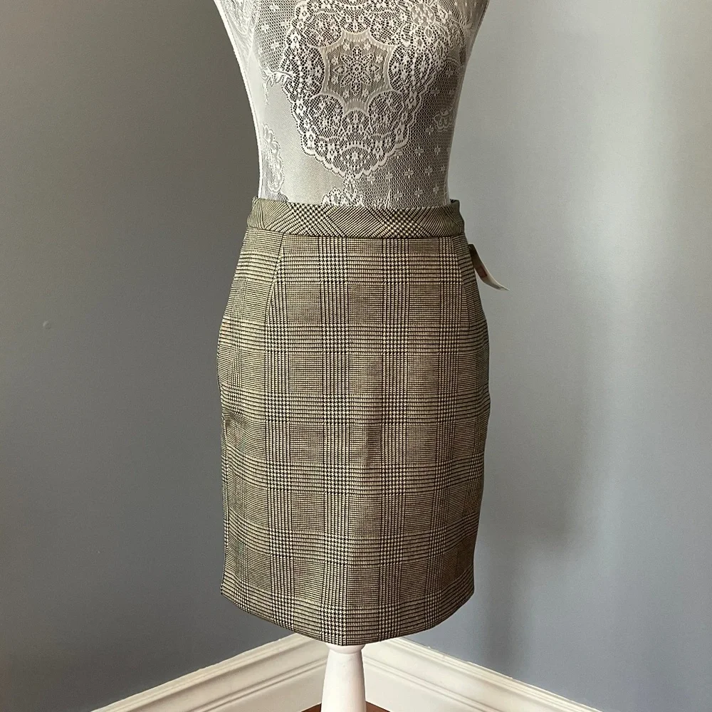 NWT H&M Pencil Skirt - Picture 3 of 10